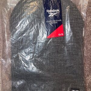 New Reebok cold weather beanie hat – one size.